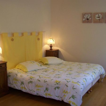 Les Cigales Bed & Breakfast Charols Dış mekan fotoğraf