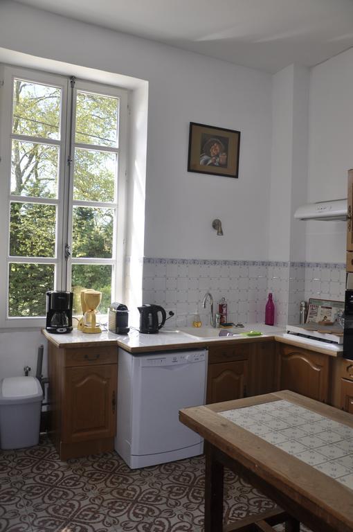 Les Cigales Bed & Breakfast Charols Dış mekan fotoğraf