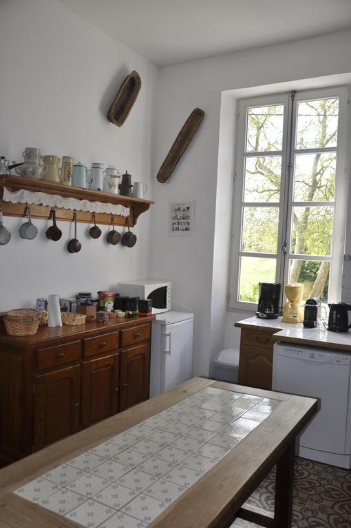 Les Cigales Bed & Breakfast Charols Dış mekan fotoğraf