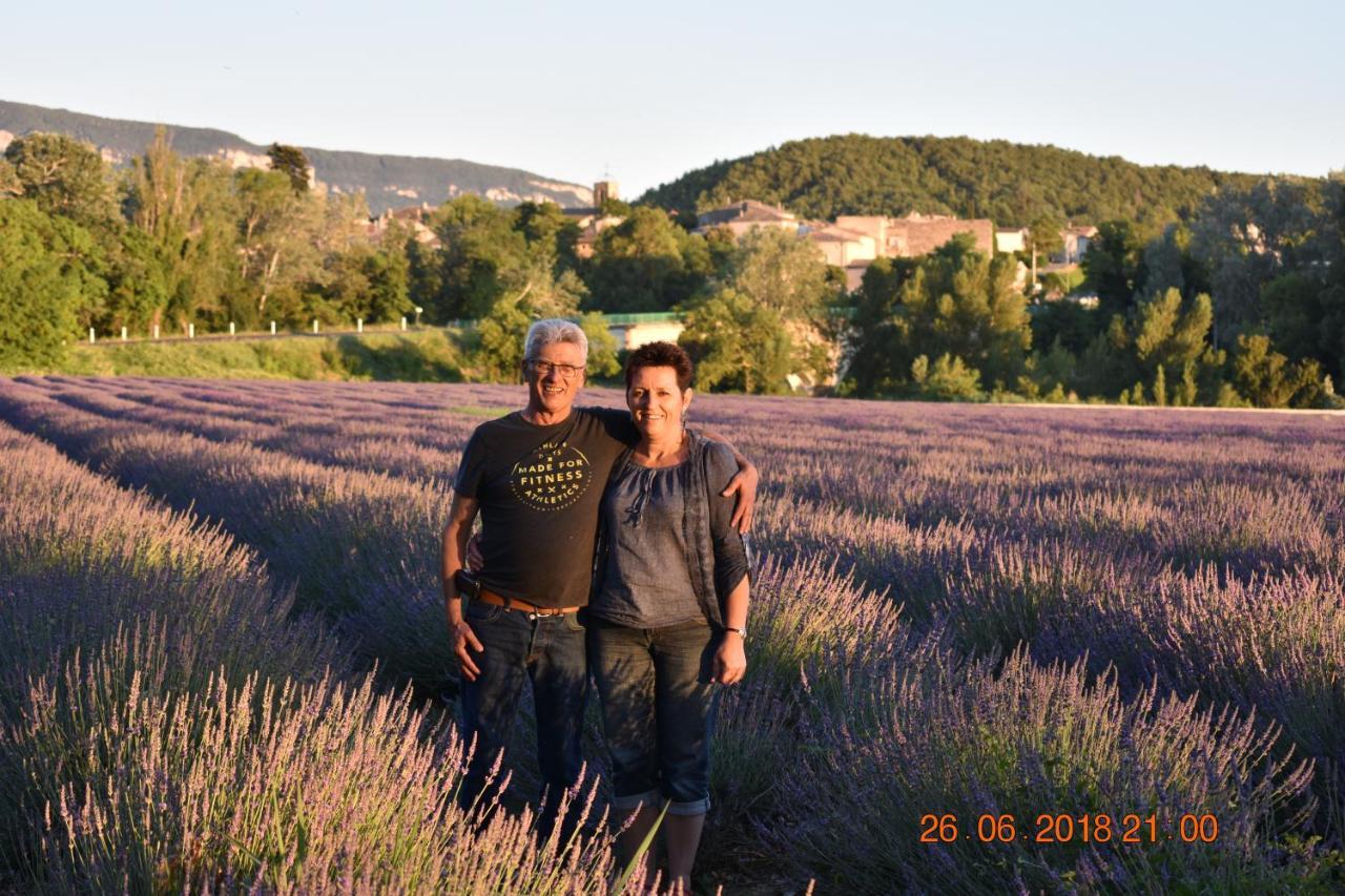 Les Cigales Bed & Breakfast Charols Dış mekan fotoğraf